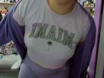 Girls: Stay up-to-date with the latest immersive cam streams gallery and try the most sensual entertainers flaunt their aroused bushes and steaming hot physiques as they lay bare and cum.