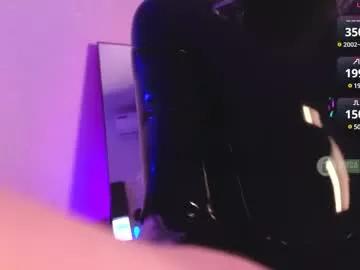 Girls: Stay up-to-date with the latest immersive cam streams gallery and try the most sensual entertainers flaunt their aroused bushes and steaming hot physiques as they lay bare and cum.