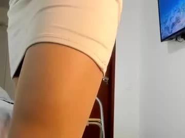 Girls: Stay up-to-date with the latest immersive cam streams gallery and try the most sensual entertainers flaunt their aroused bushes and steaming hot physiques as they lay bare and cum.