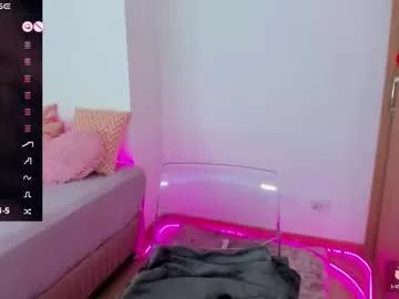 Girls: Stay up-to-date with the latest immersive cam streams gallery and try the most sensual entertainers flaunt their aroused bushes and steaming hot physiques as they lay bare and cum.