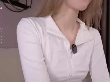 Girls: Stay up-to-date with the latest immersive cam streams gallery and try the most sensual entertainers flaunt their aroused bushes and steaming hot physiques as they lay bare and cum.