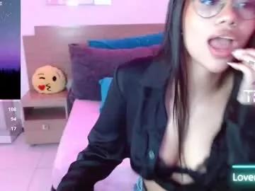 Girls: Stay up-to-date with the latest immersive cam streams gallery and try the most sensual entertainers flaunt their aroused bushes and steaming hot physiques as they lay bare and cum.