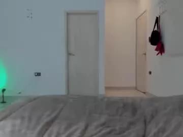 Girls: Stay up-to-date with the latest immersive cam streams gallery and try the most sensual entertainers flaunt their aroused bushes and steaming hot physiques as they lay bare and cum.
