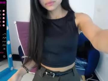 Girls: Stay up-to-date with the latest immersive cam streams gallery and try the most sensual entertainers flaunt their aroused bushes and steaming hot physiques as they lay bare and cum.