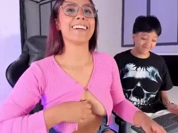 Girls: Stay up-to-date with the latest immersive cam streams gallery and try the most sensual entertainers flaunt their aroused bushes and steaming hot physiques as they lay bare and cum.