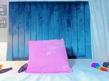 Girls: Stay up-to-date with the latest immersive cam streams gallery and try the most sensual entertainers flaunt their aroused bushes and steaming hot physiques as they lay bare and cum.
