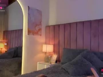 Girls: Stay up-to-date with the latest immersive cam streams gallery and try the most sensual entertainers flaunt their aroused bushes and steaming hot physiques as they lay bare and cum.