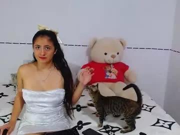 Girls: Stay up-to-date with the latest immersive cam streams gallery and try the most sensual entertainers flaunt their aroused bushes and steaming hot physiques as they lay bare and cum.