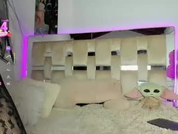Girls: Stay up-to-date with the latest immersive cam streams gallery and try the most sensual entertainers flaunt their aroused bushes and steaming hot physiques as they lay bare and cum.