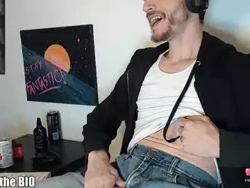 Release your inner kinks and check out real-life guys strippers as they go about their daily activities, from discussing and laying bare to silly moments on cam.