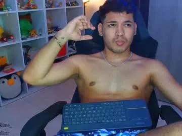 Girls: Stay up-to-date with the latest immersive cam streams gallery and try the most sensual entertainers flaunt their aroused bushes and steaming hot physiques as they lay bare and cum.