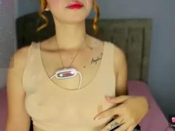 Girls: Stay up-to-date with the latest immersive cam streams gallery and try the most sensual entertainers flaunt their aroused bushes and steaming hot physiques as they lay bare and cum.