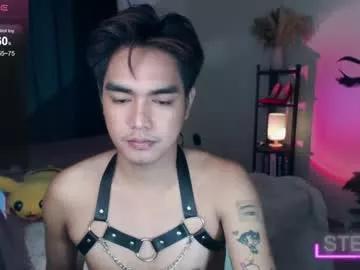 Girls: Stay up-to-date with the latest immersive cam streams gallery and try the most sensual entertainers flaunt their aroused bushes and steaming hot physiques as they lay bare and cum.