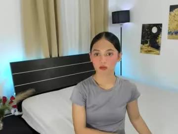 urslutty_mayie from Chaturbate is Freechat