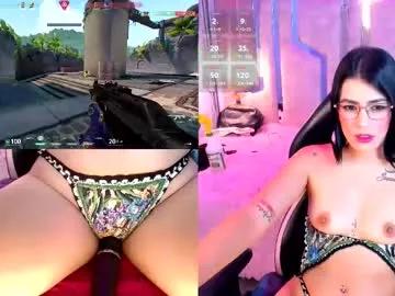 Girls: Stay up-to-date with the latest immersive cam streams gallery and try the most sensual entertainers flaunt their aroused bushes and steaming hot physiques as they lay bare and cum.