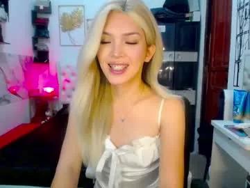 Girls: Stay up-to-date with the latest immersive cam streams gallery and try the most sensual entertainers flaunt their aroused bushes and steaming hot physiques as they lay bare and cum.