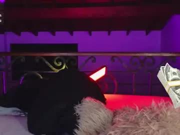 Girls: Stay up-to-date with the latest immersive cam streams gallery and try the most sensual entertainers flaunt their aroused bushes and steaming hot physiques as they lay bare and cum.