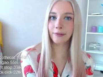 Girls: Stay up-to-date with the latest immersive cam streams gallery and try the most sensual entertainers flaunt their aroused bushes and steaming hot physiques as they lay bare and cum.