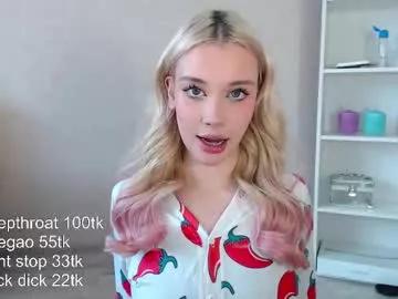 Girls: Stay up-to-date with the latest immersive cam streams gallery and try the most sensual entertainers flaunt their aroused bushes and steaming hot physiques as they lay bare and cum.