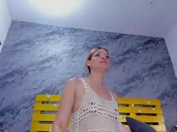 Girls: Stay up-to-date with the latest immersive cam streams gallery and try the most sensual entertainers flaunt their aroused bushes and steaming hot physiques as they lay bare and cum.