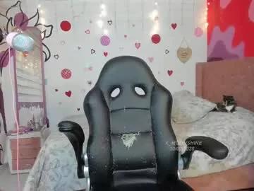 Girls: Stay up-to-date with the latest immersive cam streams gallery and try the most sensual entertainers flaunt their aroused bushes and steaming hot physiques as they lay bare and cum.