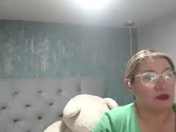 xpaulamilf from Chaturbate is Freechat