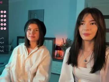 Girls: Stay up-to-date with the latest immersive cam streams gallery and try the most sensual entertainers flaunt their aroused bushes and steaming hot physiques as they lay bare and cum.