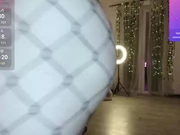 Girls: Stay up-to-date with the latest immersive cam streams gallery and try the most sensual entertainers flaunt their aroused bushes and steaming hot physiques as they lay bare and cum.