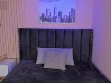 Girls: Stay up-to-date with the latest immersive cam streams gallery and try the most sensual entertainers flaunt their aroused bushes and steaming hot physiques as they lay bare and cum.