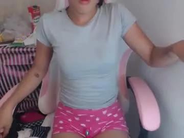 Girls: Stay up-to-date with the latest immersive cam streams gallery and try the most sensual entertainers flaunt their aroused bushes and steaming hot physiques as they lay bare and cum.
