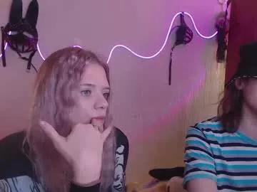 Girls: Stay up-to-date with the latest immersive cam streams gallery and try the most sensual entertainers flaunt their aroused bushes and steaming hot physiques as they lay bare and cum.