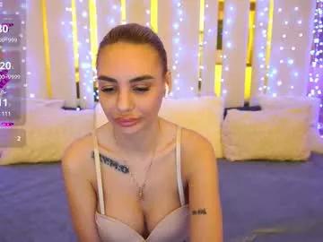 Girls: Stay up-to-date with the latest immersive cam streams gallery and try the most sensual entertainers flaunt their aroused bushes and steaming hot physiques as they lay bare and cum.