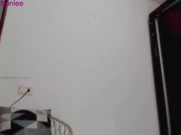 Girls: Stay up-to-date with the latest immersive cam streams gallery and try the most sensual entertainers flaunt their aroused bushes and steaming hot physiques as they lay bare and cum.