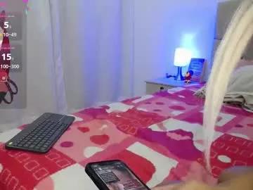 Girls: Stay up-to-date with the latest immersive cam streams gallery and try the most sensual entertainers flaunt their aroused bushes and steaming hot physiques as they lay bare and cum.