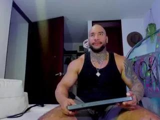 andrew_johnsonn from Flirt4Free is Freechat
