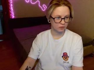 gretta_stone from Flirt4Free is Freechat