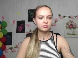 khaleesi_moon from Flirt4Free is Freechat