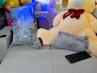 Girls: Stay up-to-date with the latest immersive cam streams gallery and try the most sensual entertainers flaunt their aroused bushes and steaming hot physiques as they lay bare and cum.