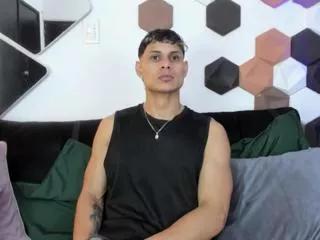 noah_hunther from Flirt4Free is Freechat