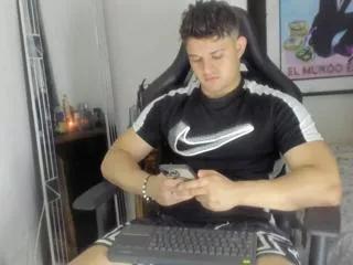 oliver_whitee from Flirt4Free is Freechat