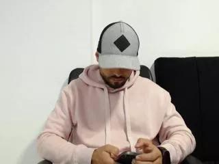 walter_brownn from Flirt4Free is Freechat