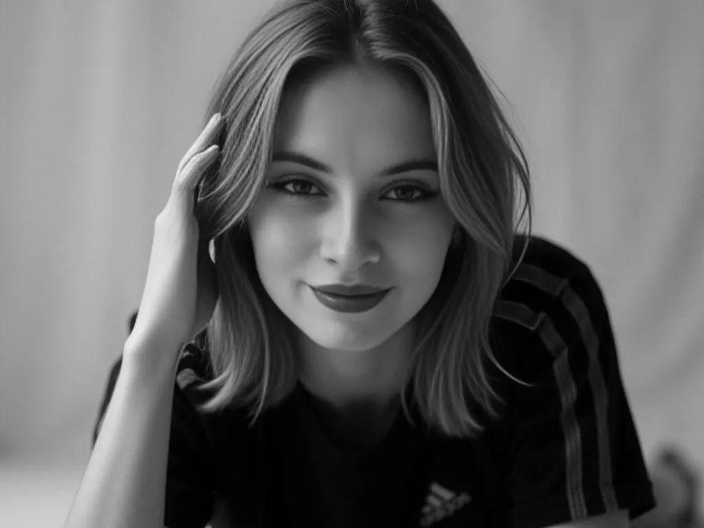 AlicyMontana from LiveJasmin is Freechat