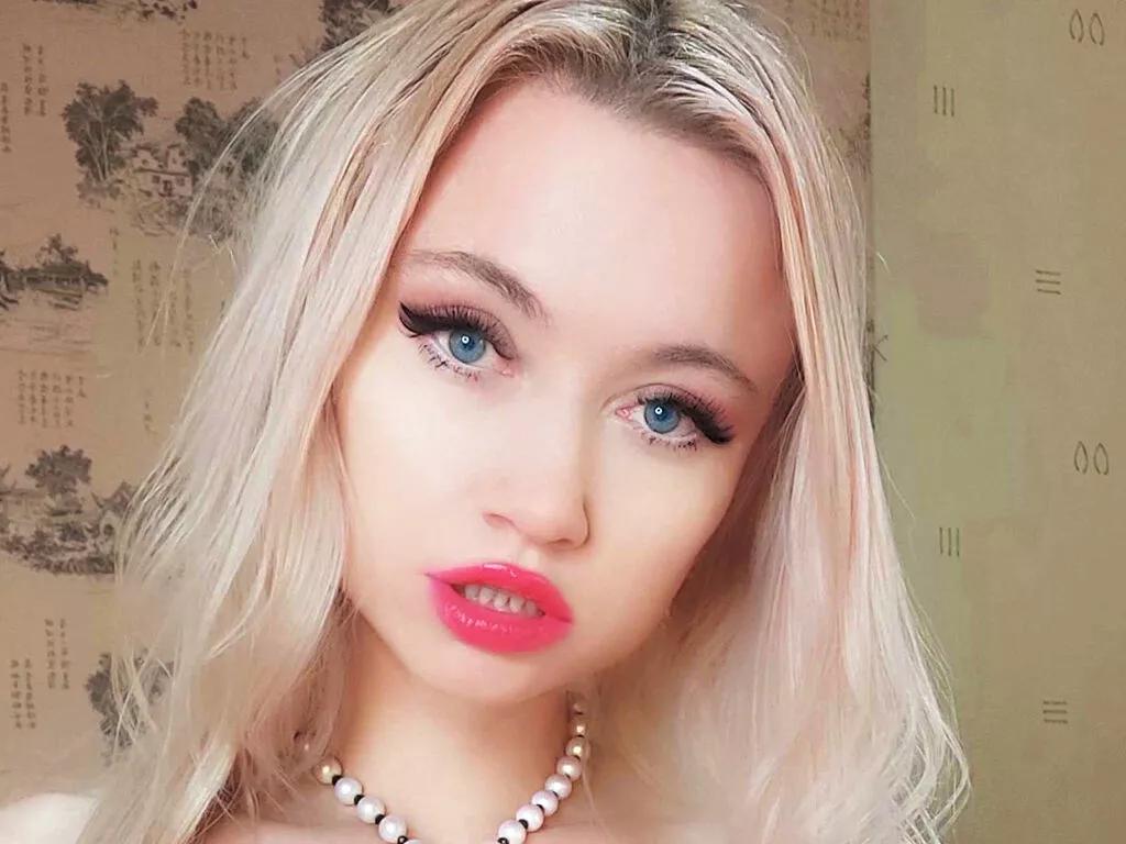 AlinaHopkins from LiveJasmin is Freechat