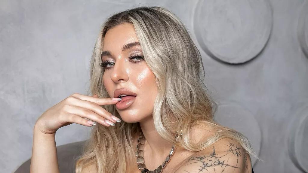 Girls: Stay up-to-date with the latest immersive cam streams gallery and try the most sensual entertainers flaunt their aroused bushes and steaming hot physiques as they lay bare and cum.