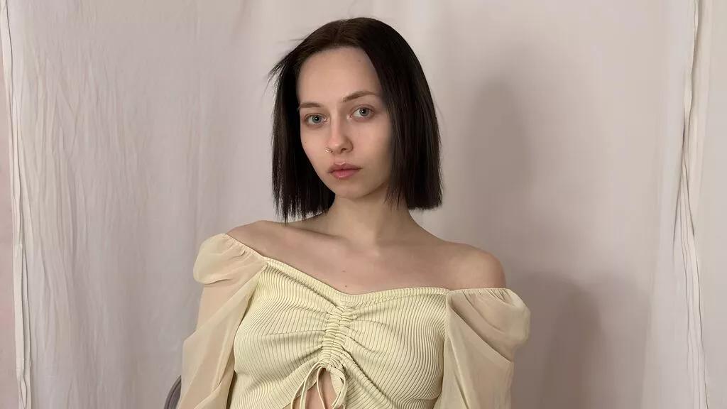 EmilyRata from LiveJasmin is Freechat