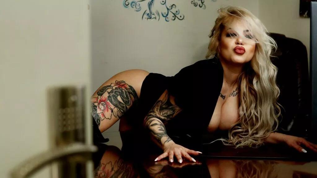 Girls: Stay up-to-date with the latest immersive cam streams gallery and try the most sensual entertainers flaunt their aroused bushes and steaming hot physiques as they lay bare and cum.