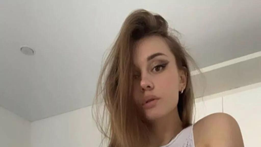 MariamClutter from LiveJasmin is Freechat