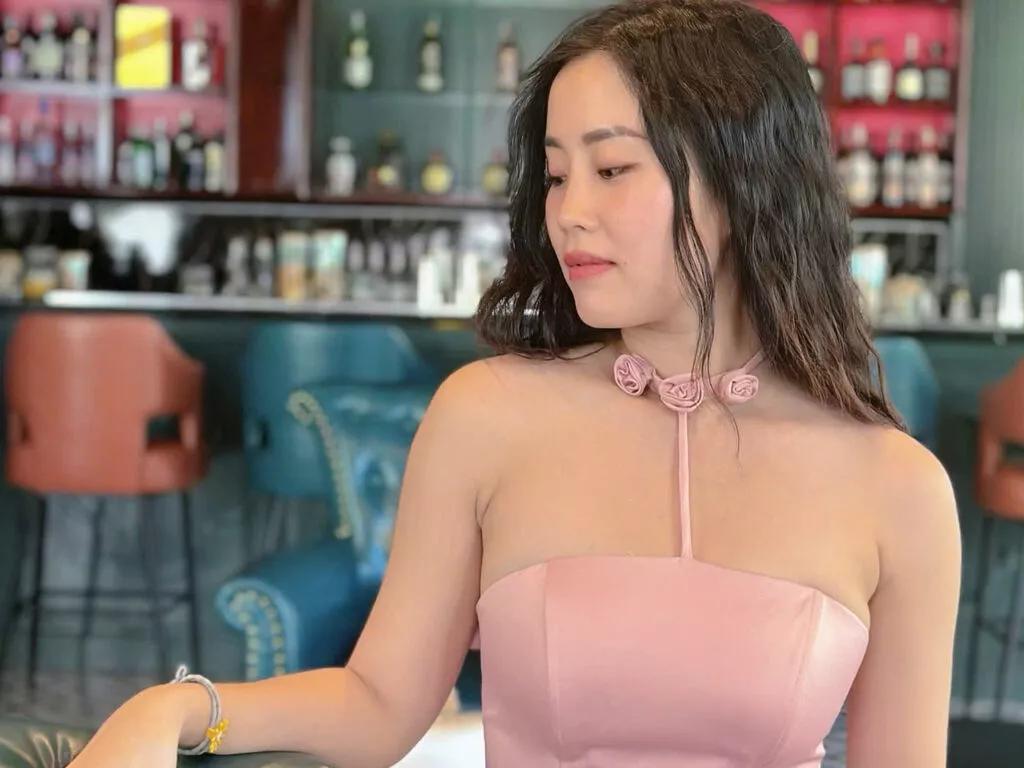 MinDannasa from LiveJasmin is Freechat
