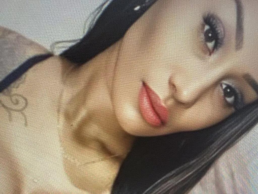 MirellaVegas from LiveJasmin is Freechat
