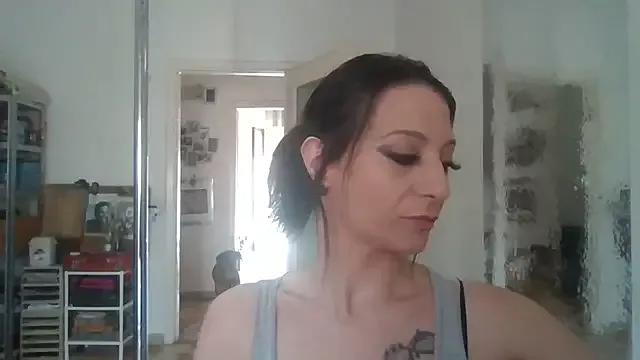 Girls: Stay up-to-date with the latest immersive cam streams gallery and try the most sensual entertainers flaunt their aroused bushes and steaming hot physiques as they lay bare and cum.